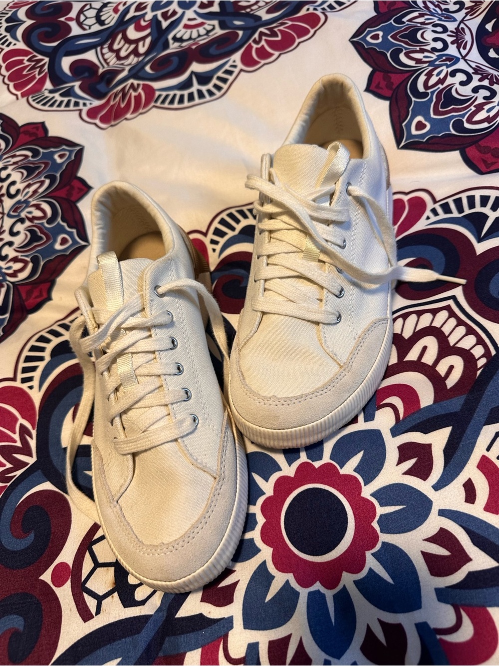 Sorel Women's Off-White Lace-Up Sneakers
